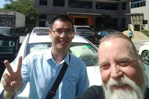 ADDENT INC visitationes Shenzhen Starwall Technology pro Factory Tour