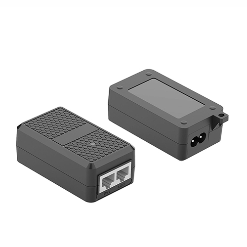 Quid est 24W Desktop POE Injector cultissima electio certa Network Power et Data Transmissio?
